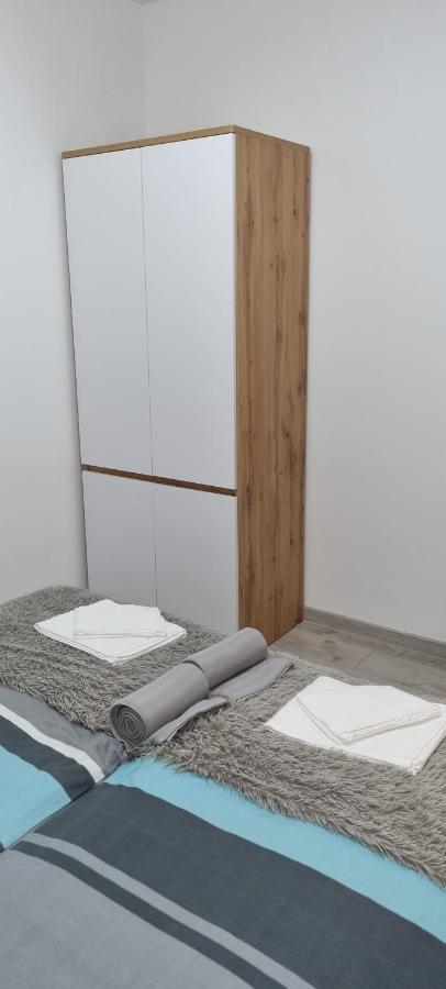 Apartament Unibal Шчечинек Екстериор снимка